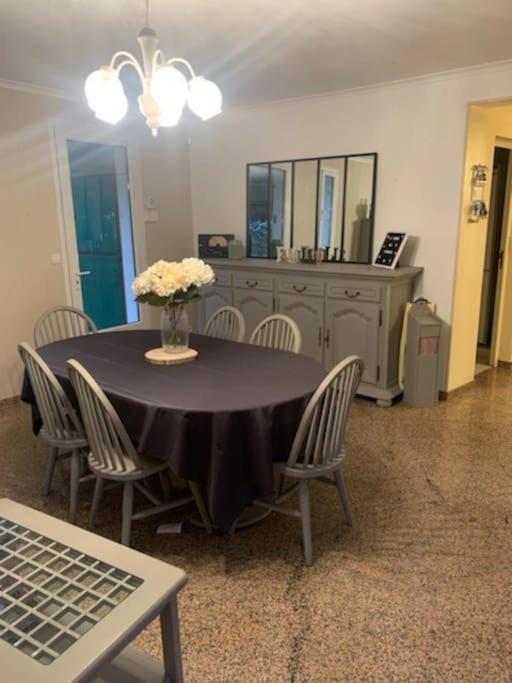 La Maison Des Epinouses Chaucre Dış mekan fotoğraf