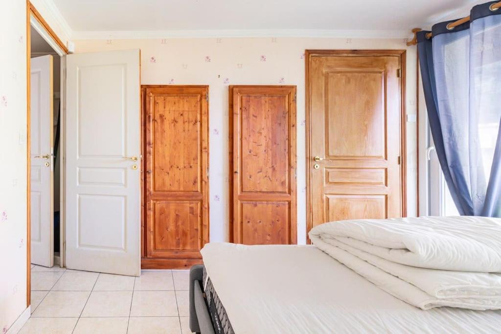 La Maison Des Epinouses Chaucre Dış mekan fotoğraf