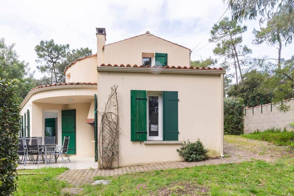 La Maison Des Epinouses Chaucre Dış mekan fotoğraf